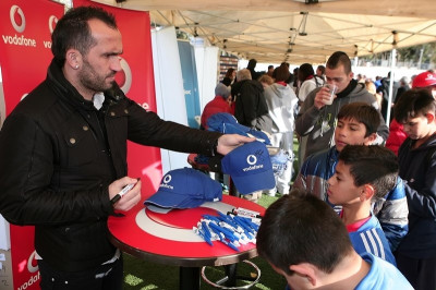 ΕΠΟ και Εθνική έστειλαν μήνυμα αγάπης (photos)