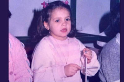 «Τρίγωνα, κάλαντα..», τραγουδούσε η μικρή τότε…