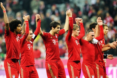 Μπουντεσλίγκα: Η ενδεκάδα του πρώτου γύρου (photos)