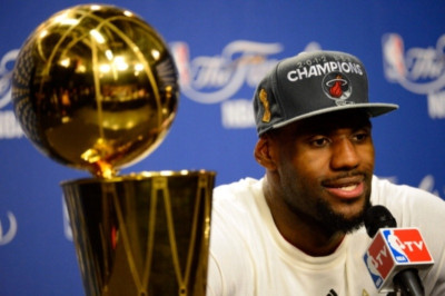 Μαϊάμι Χιτ: Δεν μένει στο πετυχημένο 2012 ο Τζέιμς