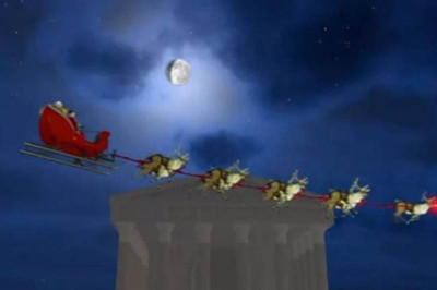 Βίντεο: Δείτε τον Άη Βασίλη να περνάει πάνω από την Ακρόπολη