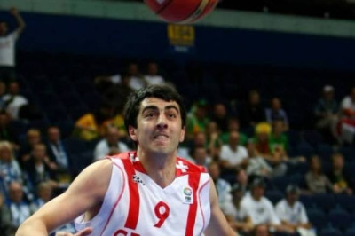 Πάτησε Ελλάδα (ξανά) ο Σερμαντίνι!