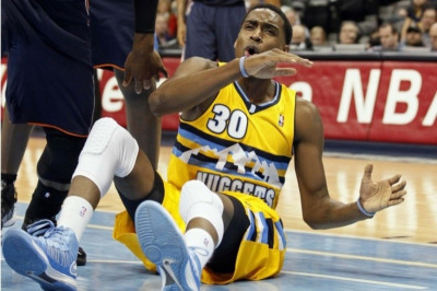 Ντένβερ Νάγκετς: Υποβιβασμός του Κουίνσι Μίλερ