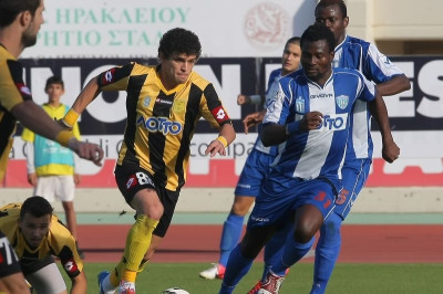 Πλατανιάς: Κοντά σε Τετέ