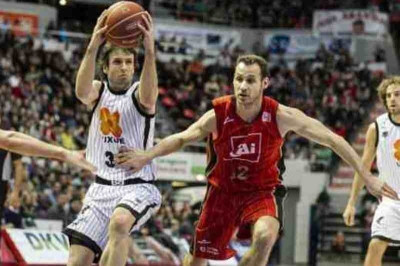 Μπιλμπάο: Το… ακροβατικό τρίποντο του Ραούλ Λοπεθ (video)