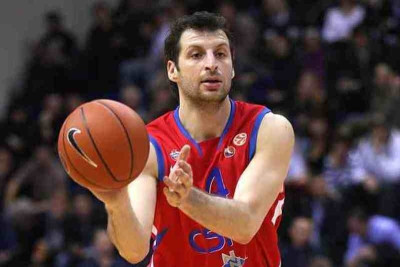 ΤΣΣΚΑ Μόσχας: Η αποθέωση στον Παπαλουκά (video)