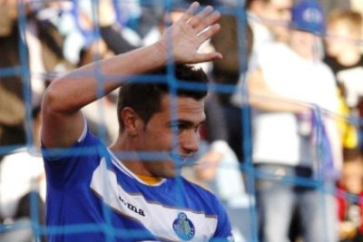 Ολυμπιακός: Διάψευση για Κολούνγκα