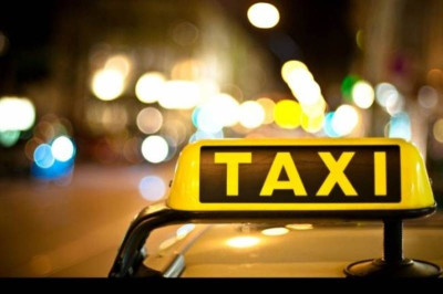 ΣΟΚ: Αυτοπυρπολήθηκε ταξιτζής μέσα στο αυτοκίνητο