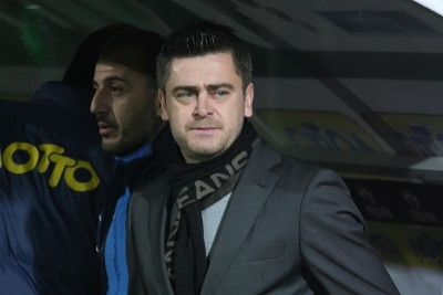 Πανθρακικός: Διαλέγει αριστερό μπακ ο Δερμιτζάκης