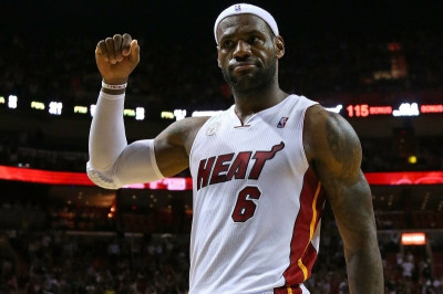 Μαϊάμι Χιτ: «Καθάρισε» έστω και αργά ο Τζέιμς (videos)