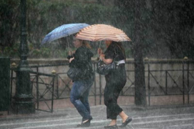 Βροχερός καιρός και χαμηλές θερμοκρασίες