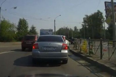 Δείτε τι κάνει ο εκδικητικός οδηγός! (video)