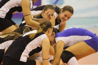 Εθνική βόλεϊ κορασίδων: «Αγκάλιασαν» την πρόκριση οι «μικρές»