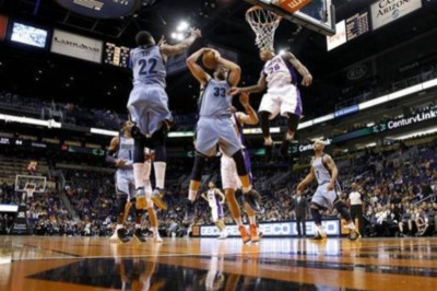 Μέμφις Γκρίζλις: Έδρασε ο Έλιγκτον στο Σακραμέντο (video)