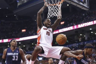 Τορόντο Ράπτορς: Πάρτι με Μπόμπκατς (video)