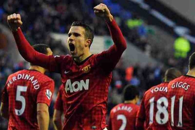 Βενγκέρ: «Με πονάει η Γιουνάιτεντ και ο... φαν Πέρσι»