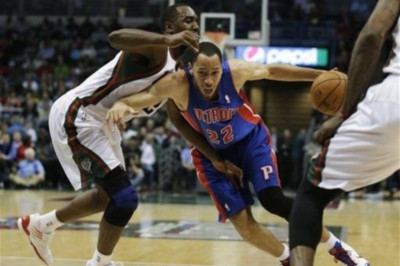 Ντιτρόιτ Πίστονς: Σταμάτησαν τους Μπακς (videos)