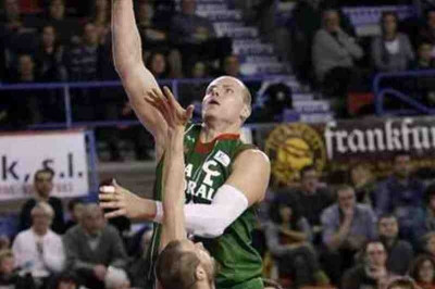 Κάχα Λαμποράλ: Τρέχει με... 101! (video)