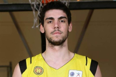 ΑΕΚ: Νοκ άουτ ο Τσαπρούνης