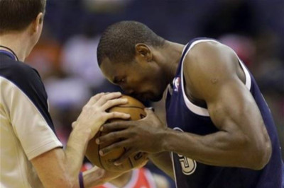 Οκλαχόμα Σίτι Θάντερ: Αβέβαιοι Ιμπάκα και Σεφολόσα