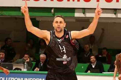 Σιένα: Ο Τζάνινγκ, ο Ρες, ο Μος και ο Ράσιτς