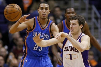 Φίνιξ Σανς: Πλήρεις με Μπακς