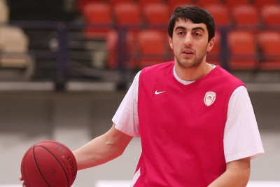 Ολυμπιακός: Ο Σερμαντίνι και η καρέκλα (video)