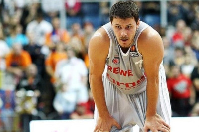 Μπάμπεργκ: Μένει ο Νάχμπαρ