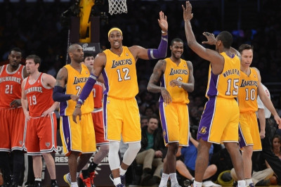 Λος Άντζελες Λέικερς: Αναζήτηση θετικής διάθεσης