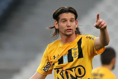 Παπαζαχαρίας: «Καλύτερα που έφυγε ο Αλκαράθ»