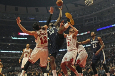 Σικάγο Μπουλς: Πολλά προβλήματα ενόψει Πέισερς