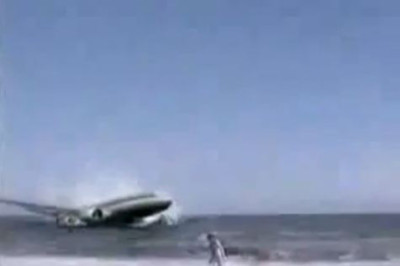 Τρέιλερ... σοκ με πτώση αεροπλάνου (Video)