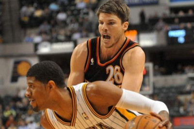 Ιντιάνα Πέισερς: «Εξόντωσαν» και τους Χοκς (videos)