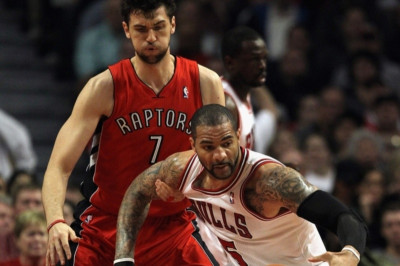 Τορόντο Ράπτορς: Μπαρνιάνι για… Μπούζερ