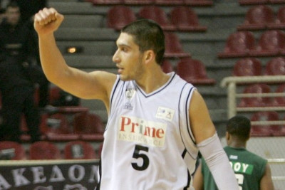 Κασελάκης: «Να κάνουμε την υπέρβαση»