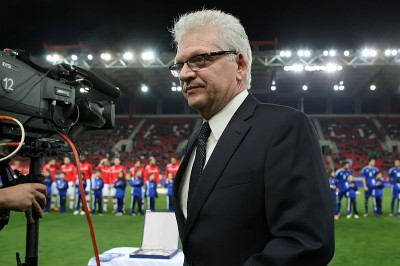 Σαρρής: «Να σωθεί το ελληνικό ποδόσφαιρο»