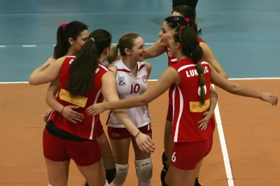 Ολυμπιακός: Άσος... στο σέρβις, 3-0 τους Μακεδόνες