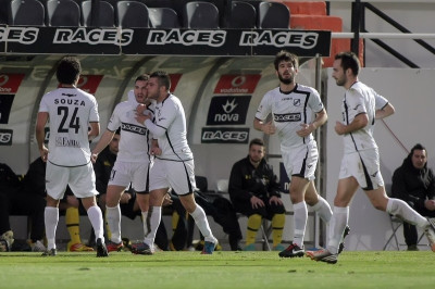 ΟΦΗ: Αποχώρησε ο Μονιάκης, πρόβλημα με δύο