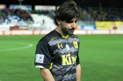 Αρης: Πρόβλημα με Τάτο, Παπαζαχαρία