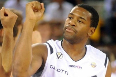 Μπεσίκτας: Μάιναρντ ο αντι - Τζέρελς