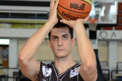 Ζαφείρης: «Κομβικό παιχνίδι»