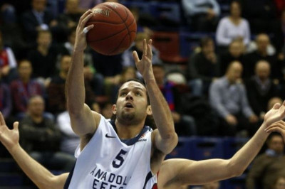 Εφές Αναντολού: Πως Φάρμαρ και Λούκας «τσάκισαν» την ΤΣΣΚΑ (video)