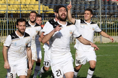 Γλυφάδα: Οι ποδοσφαιριστές εκπέμπουν SOS...