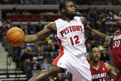 Ντιτρόιτ Πίστονς: «Καμπάνα» σε Μπάινουμ