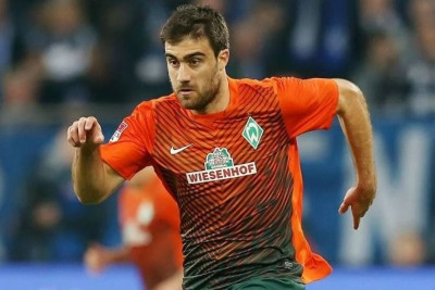 Αποθέωση Ελλήνων από Παπασταθόπουλο