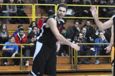 Σκλάβος: «Παρακαταθήκη για το Παγκράτι»