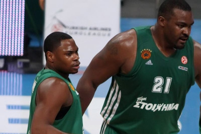 Μπανκς: «Βάλαμε τα δύσκολα σουτ»