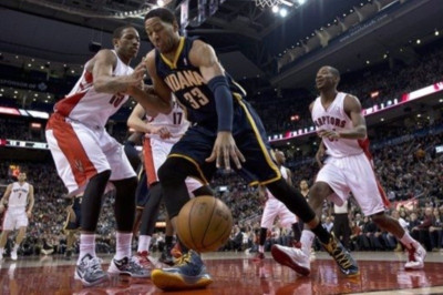 Ιντιάνα Πέισερς: Πέρασαν από Τορόντο (video)