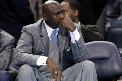 Σάρλοτ Μπόμπκατς: Νομική απάντηση από Μάικλ Τζόρνταν