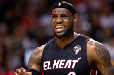 Μαϊάμι Χιτ: Ξεπέρασαν και τους «Σίξερς» (video)